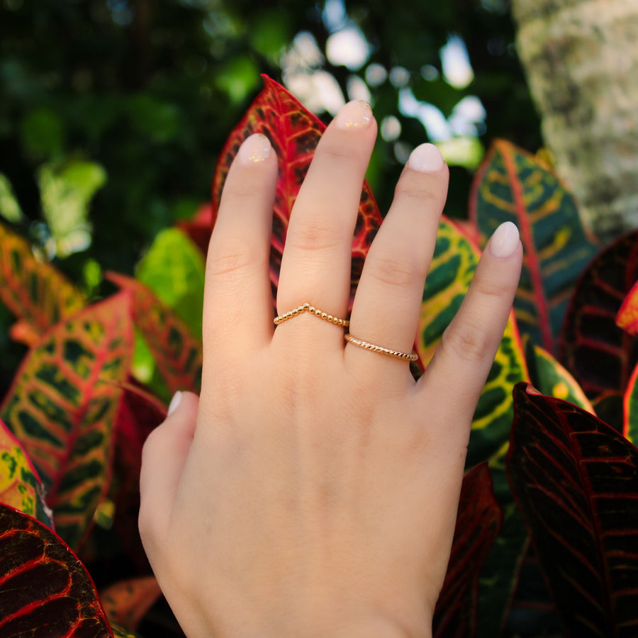 14K Solid Yellow Gold V Balls Ring