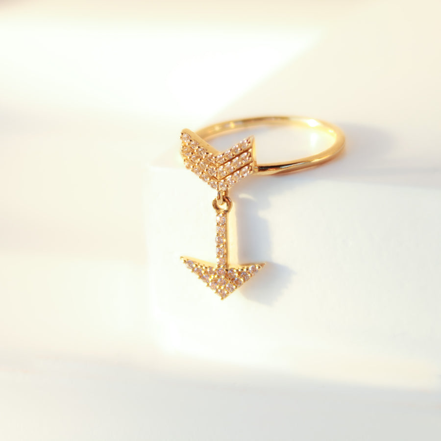 14K Solid Yellow Gold CZ Arrow Ring